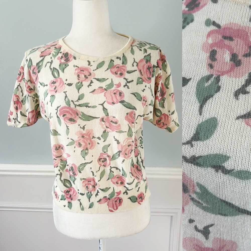 Vintage Sweater Shirt Size Medium Cropped Crewneck Floral Cottage Core Crewneck